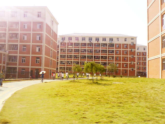 吉林大學自考有哪些專業2019自考錄取線高嗎?吉大自考含金量高嗎?